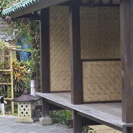 Villa Yukie Senggigi Montongbuwoh Exterior photo